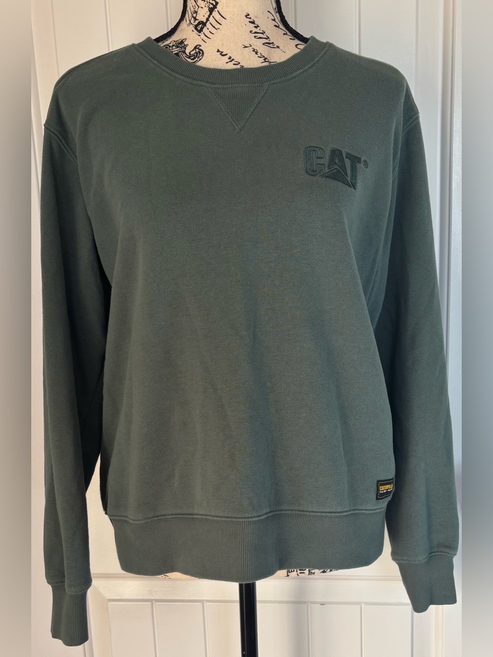 Women’s Sz Sm Crewneck Sweatshirt in Green
